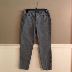 Old Navy gingham pixie pants size 8